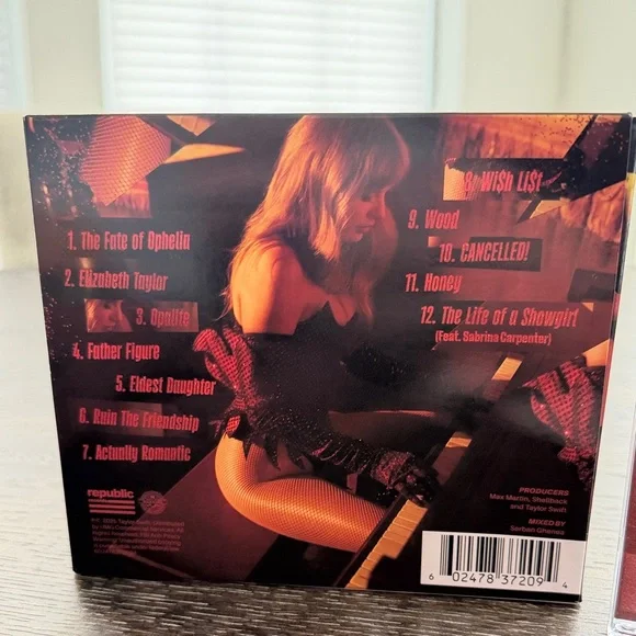 The Life of a Showgirl CD - Red Edition - Picture 4 of 6